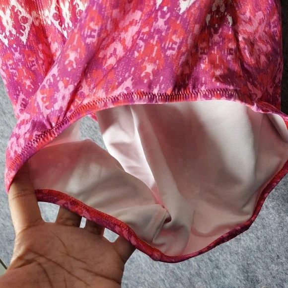 Lands End Swimsuit Women 14 Pink Purple Twist Front One Piece Built In Bra Lined - Picture 4 of 10